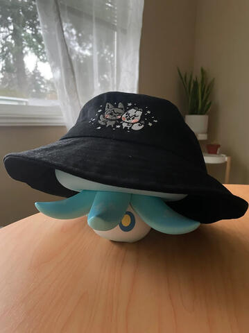 Bucket hat